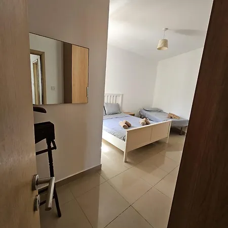 Penthouse - Large Terrace Apartment St. Paul's Bay
