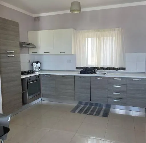 Penthouse - Large Terrace Apartment