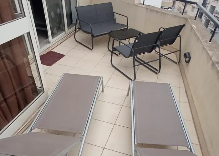 Penthouse - Large Terrace Apartment