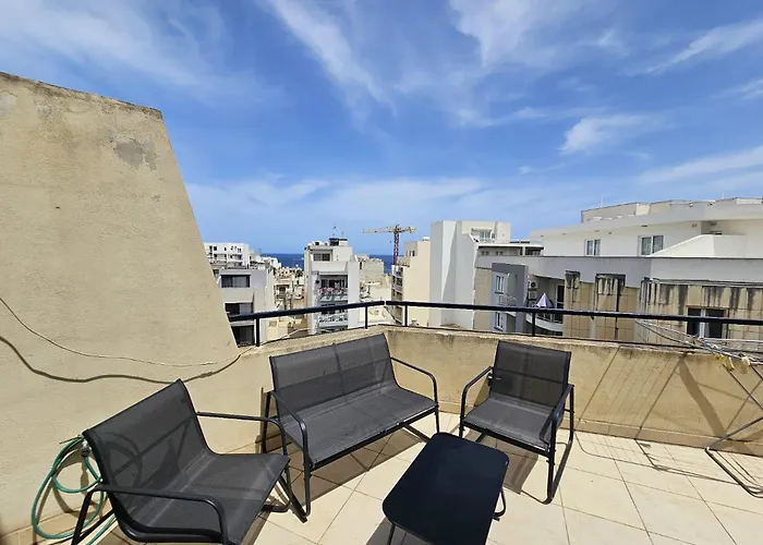 Penthouse - Large Terrace