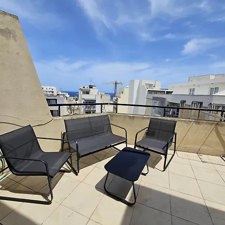 Apartamento Penthouse - Large Terrace St Paul's Bay
